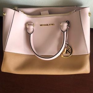 Never used MK bag!!!